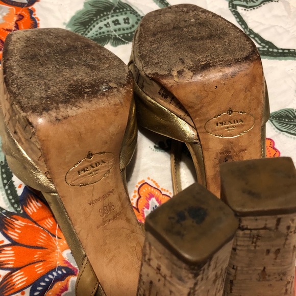 Prada Leather Gold Cork Slingback Heels size 38.5 - Picture 11 of 16
